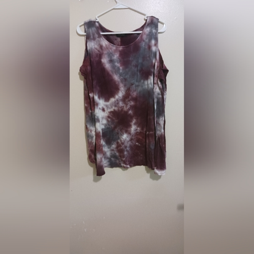 Tie-Dye Long Sleeve Top
